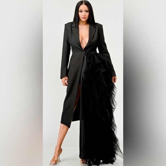 NWT Beautiful Classic Tuxedo Dress/Jacket - Picture 1 of 3